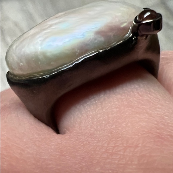 ANOMO BAROQUE PEARL AND ORANGE SAPPHIRE Black Ruthenium Ring by German Kabirski - Picture 4 of 6